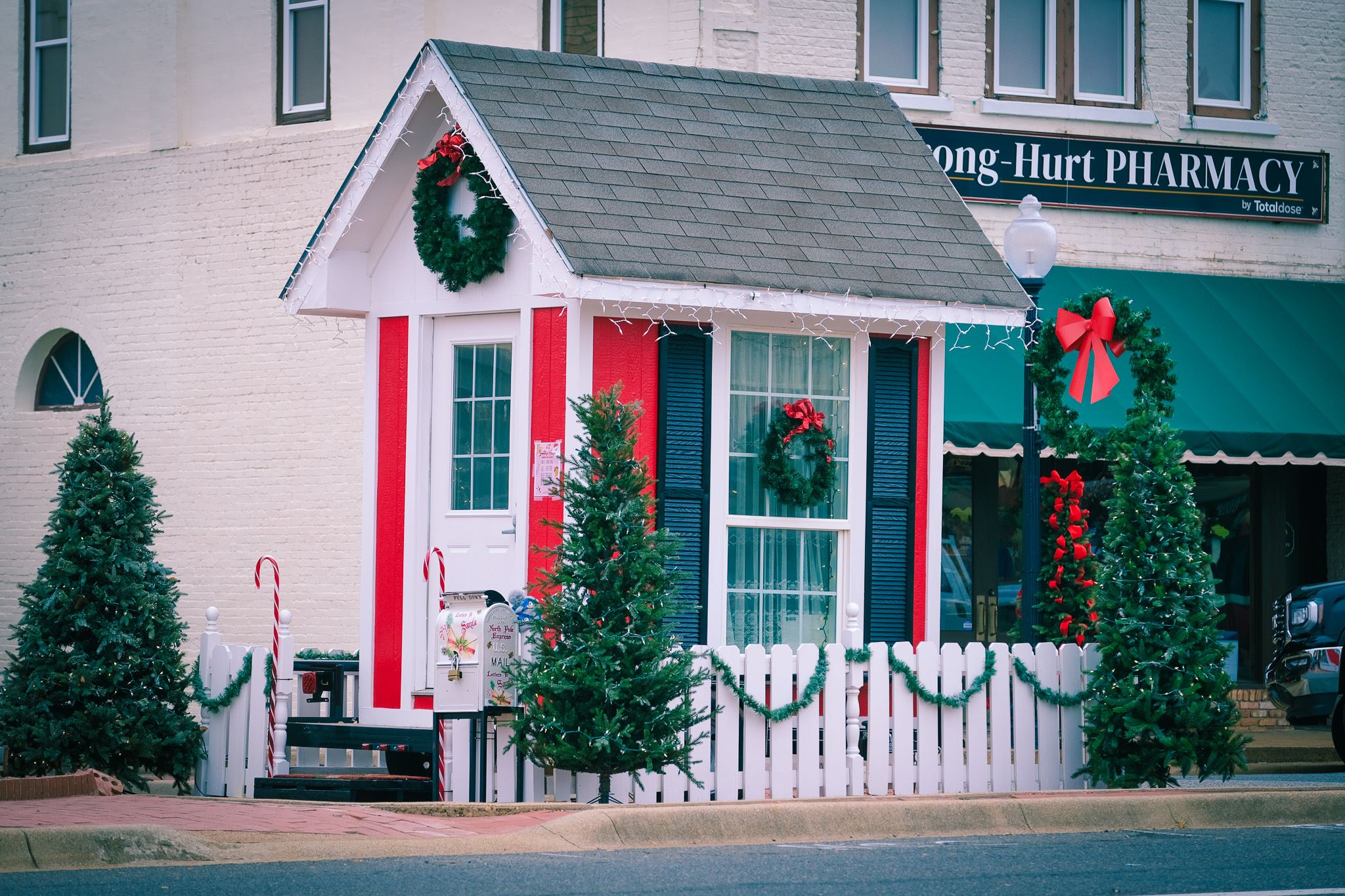 Santa House Heritage Square